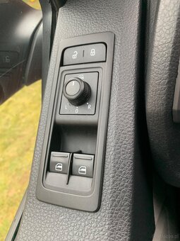 VW Caravelle 2.0 diesel, 9-osobowy Transporter4x4 - 11