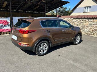Kia Sportage 2.0 CRDi 4x4 - 11