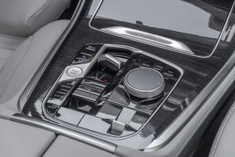 2025 BMW X5 50e xDrive M SPORT Hybrid - 11