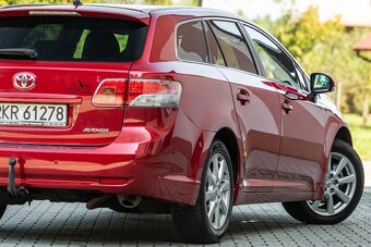 Toyota AVENSIS - 11