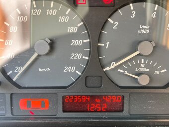 Sprzedam VW Polo 1,2Benzyna - 11