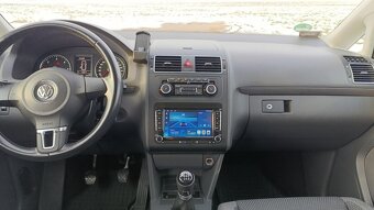 VW Touran 2.0 TDI 140 km - 11