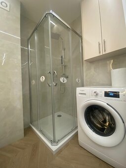3 pokoje, 61,07m2, I piętro, balkon, po remoncie,Staszica - 11