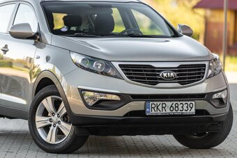 KIA SPORTAGE - 11
