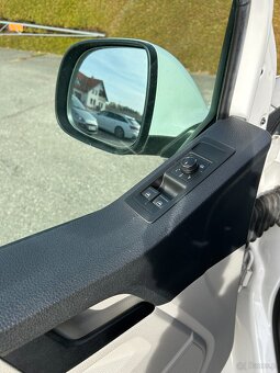 VW T6 2.0 TDI Ambulans / Karetka DSG - 4x4 - 11