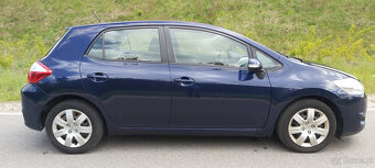 Toyota Auris LIFT 1,4D-4D 90KM 2011r NAVI Klimatronik zarej. - 11