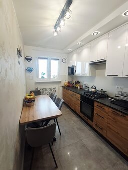 Mieszkanie o powierzchni 63m2, balkon, IV piętro, Kalisz - 11