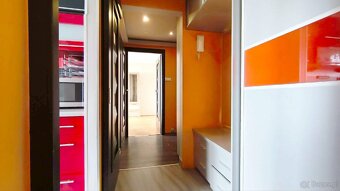 Mieszkanie na sprzedaż przy ul. Marynarki Wojennej - 11