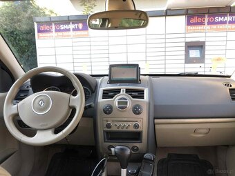 RENAULT MEGANE II - 11