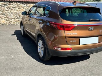 Kia Sportage 2.0 CRDi 4x4 - 11