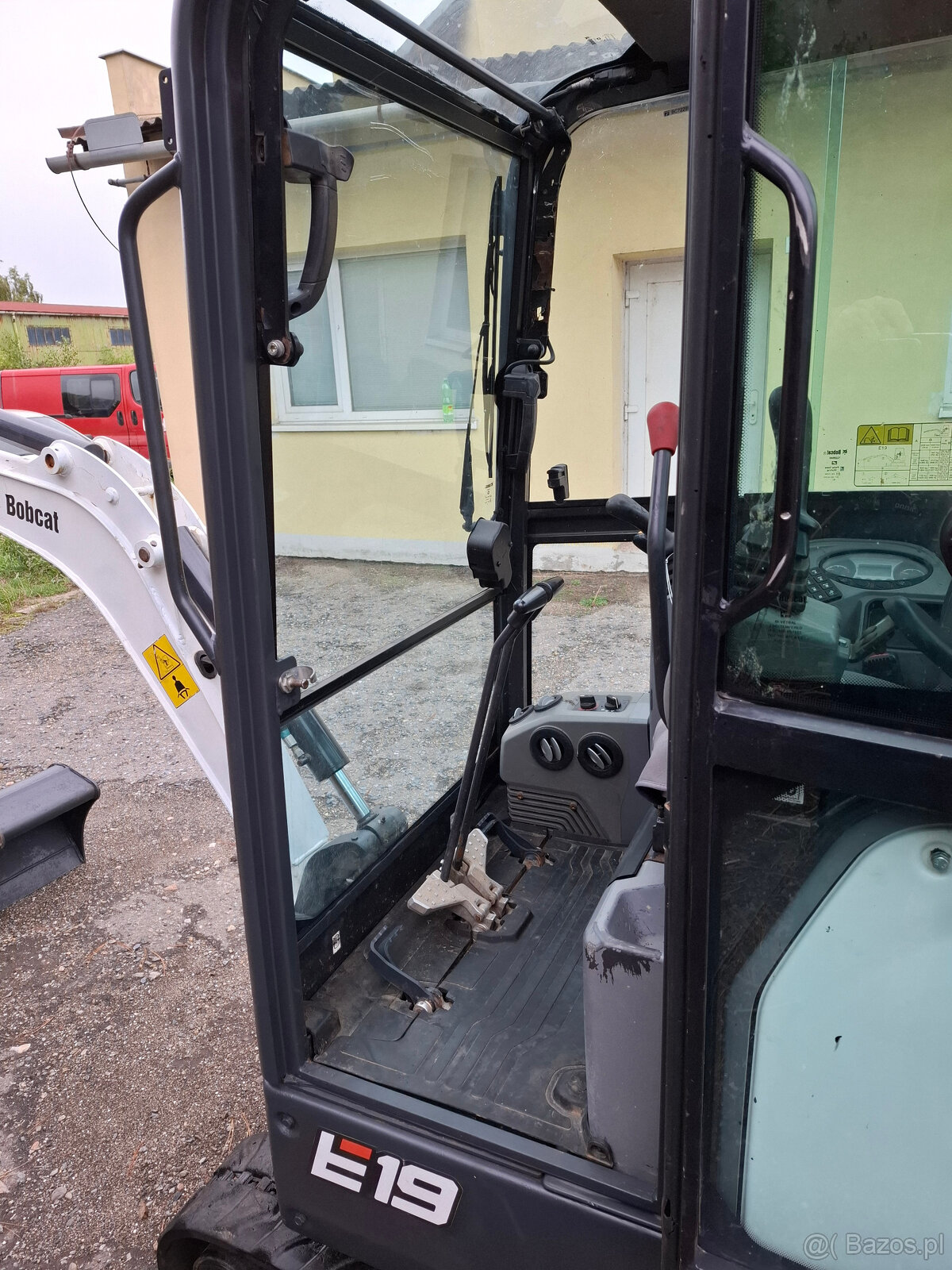 Bobcat E19, rok 2019 - 12