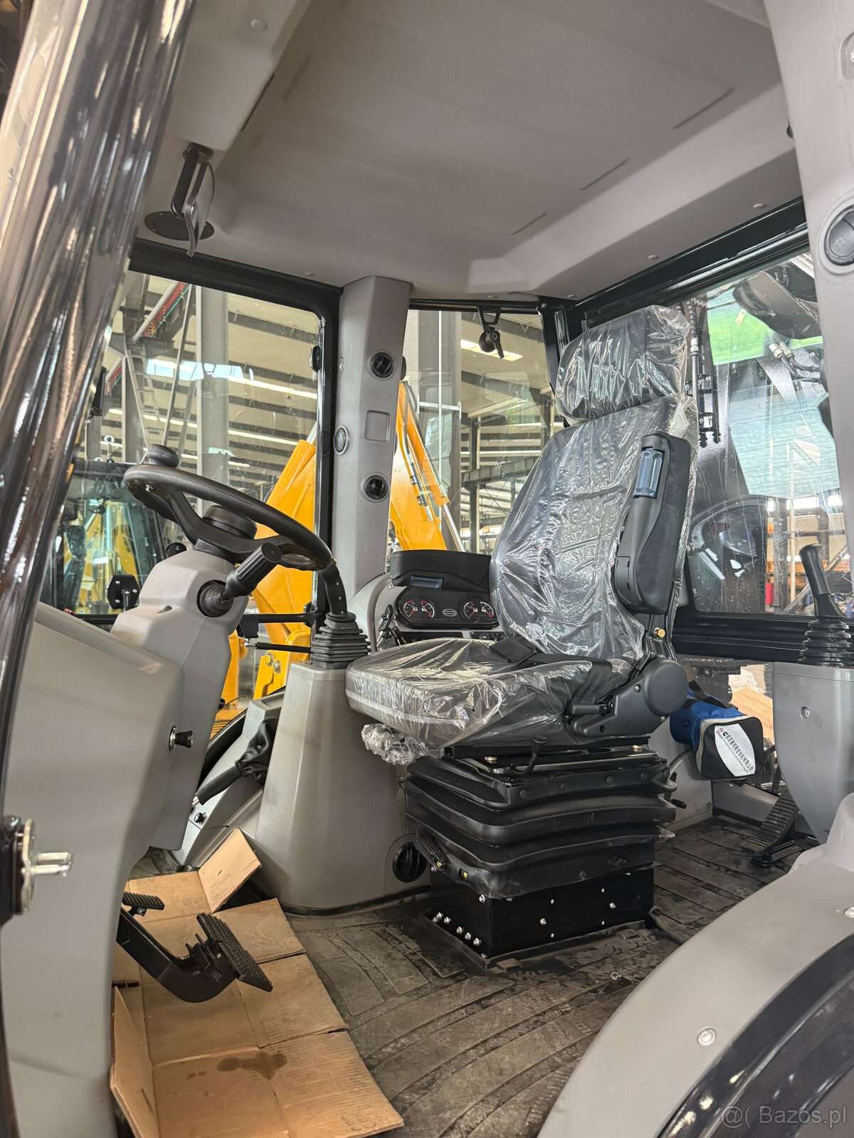 Refundacja 50% Nowy MAXUS CUMMINS 4CX BOSCH koparko ładowark - 12