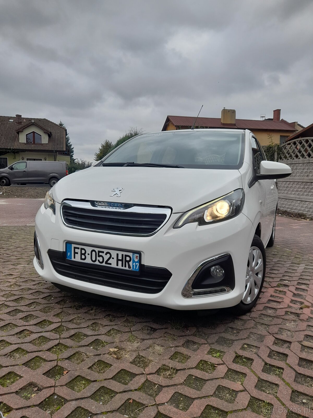 Peugeot 108 1,0 benzyna - 12