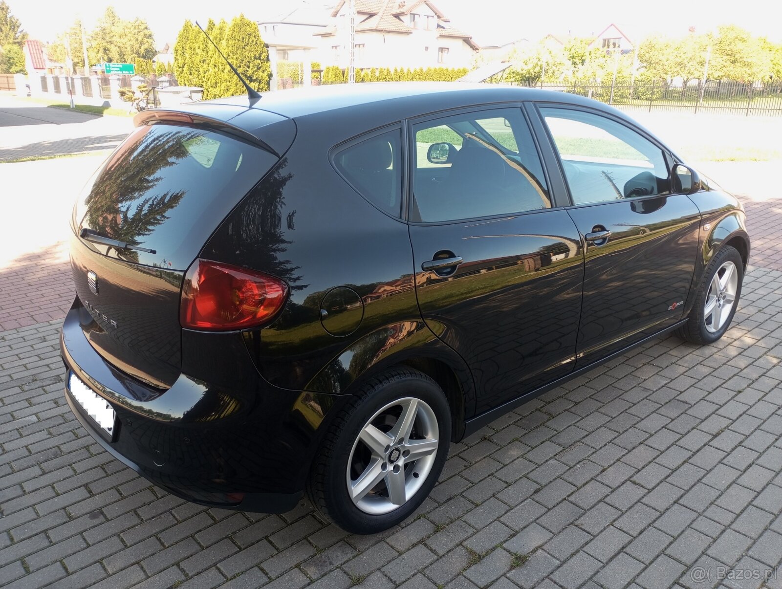 Seat Altea Utrzymana w Bardzo Ładnym Stanie - 12