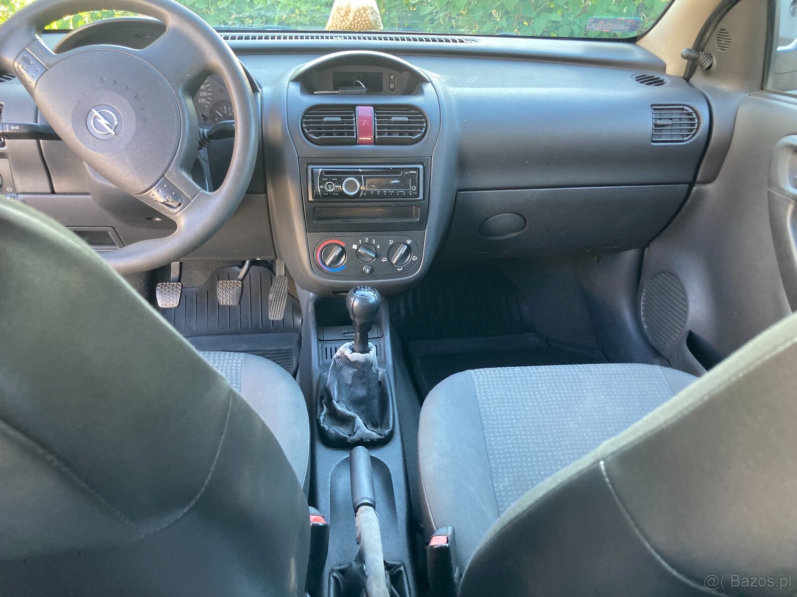Opel Corsa 1.0 benzyna - 12