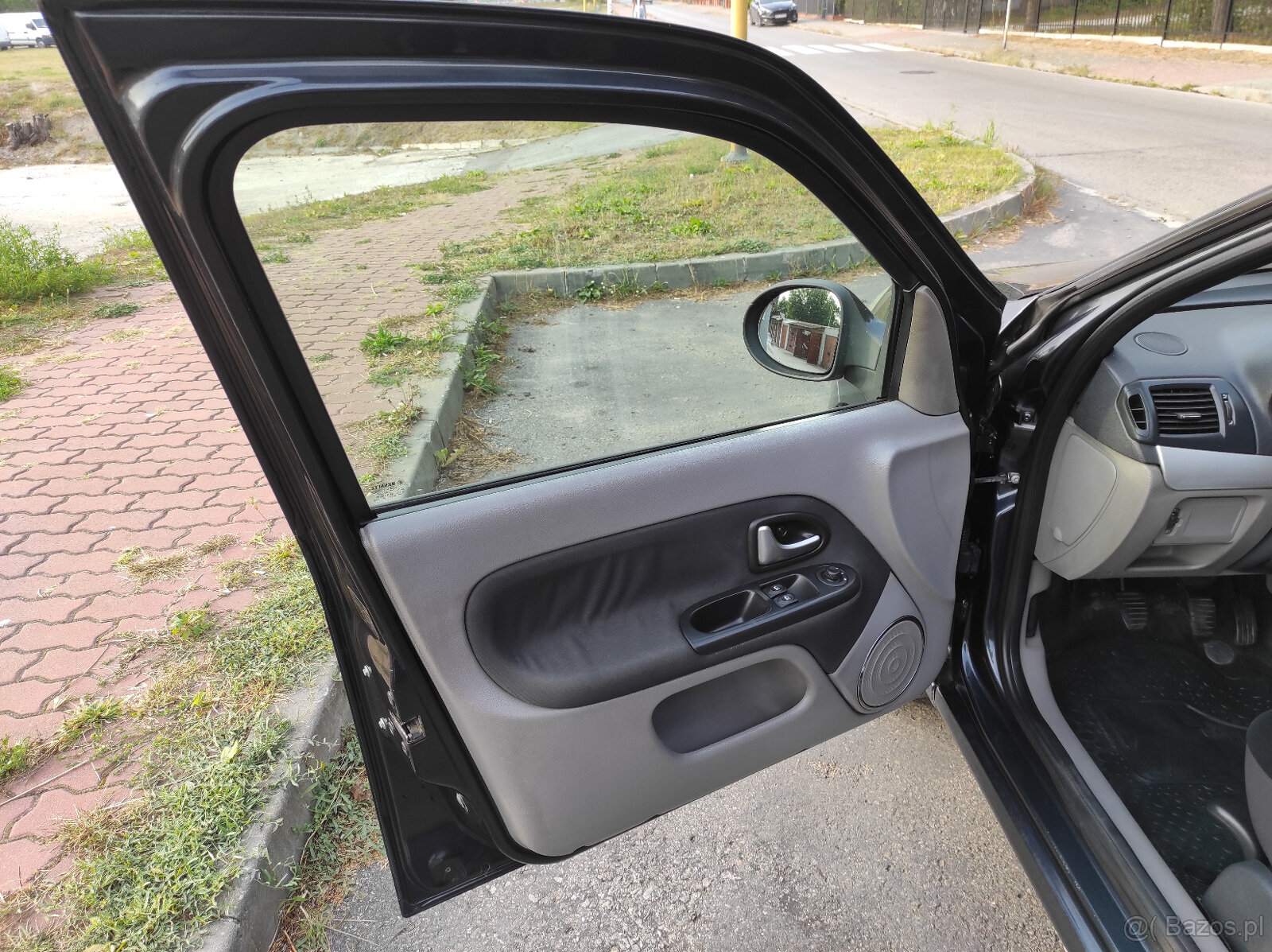 SPRZEDAM RENAULT THALIA 2011 ALL INCLUSIVE - 12