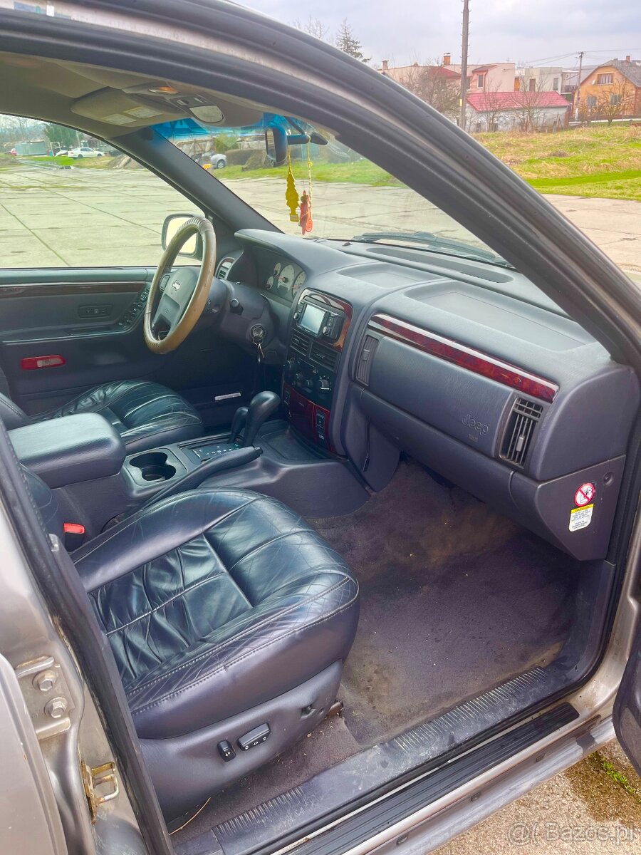 JEEP GRAND CHEROKEE - 12