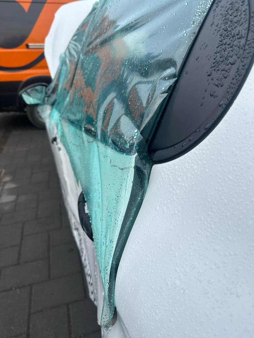 Peugeot 208 1.2 PureTech Access - 12