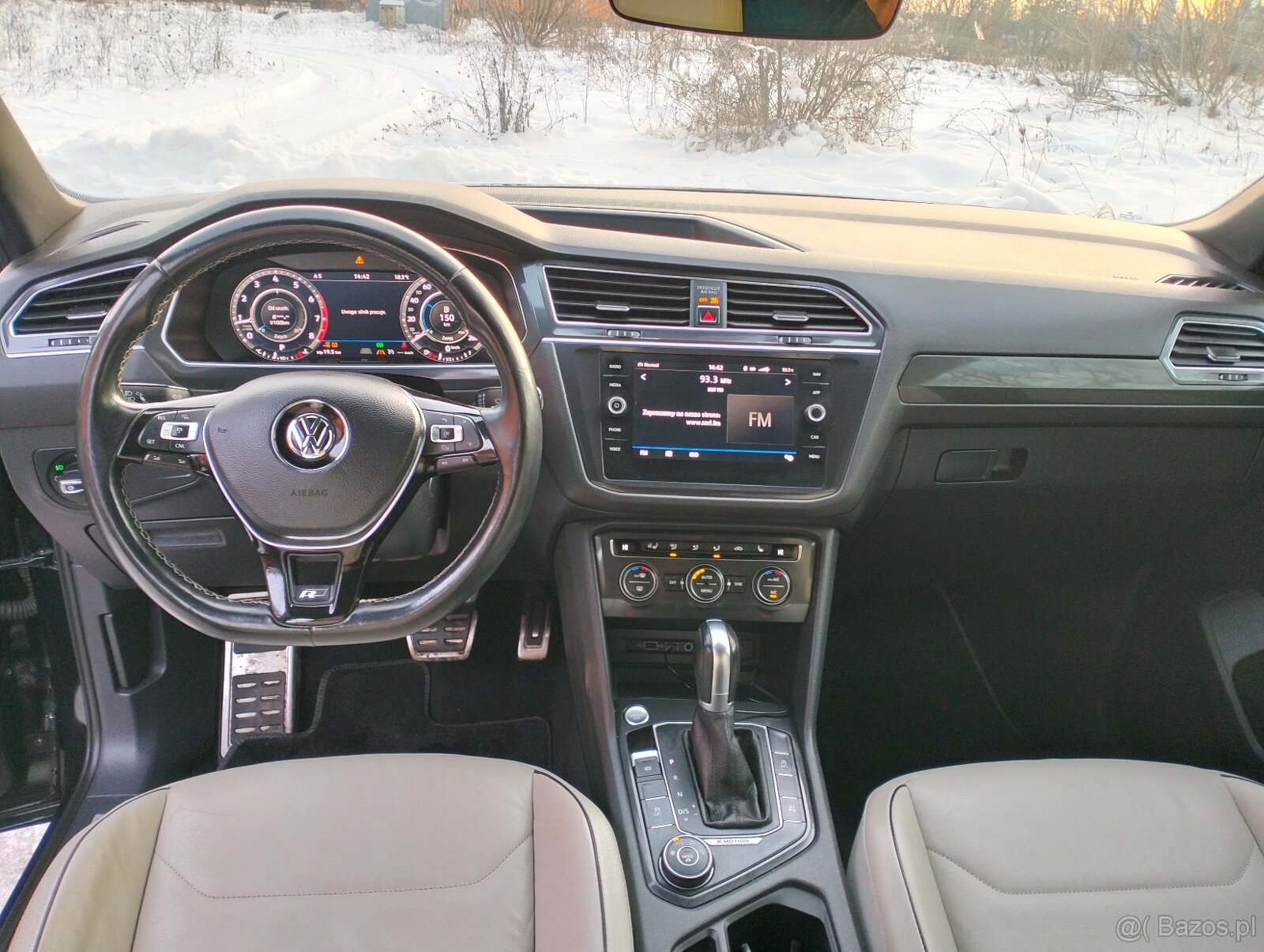 Volkswagen Tiguan and Spice r line 4motion - 12