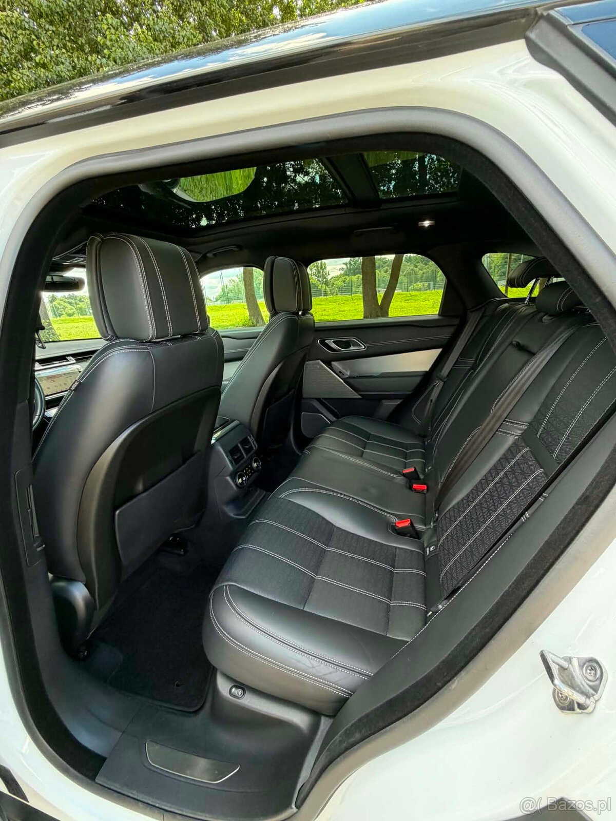 LAND ROVER VELAR - 12