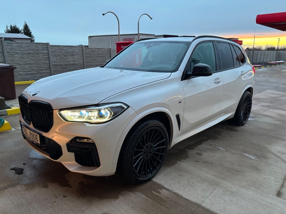 BMW X5M 50D - 12