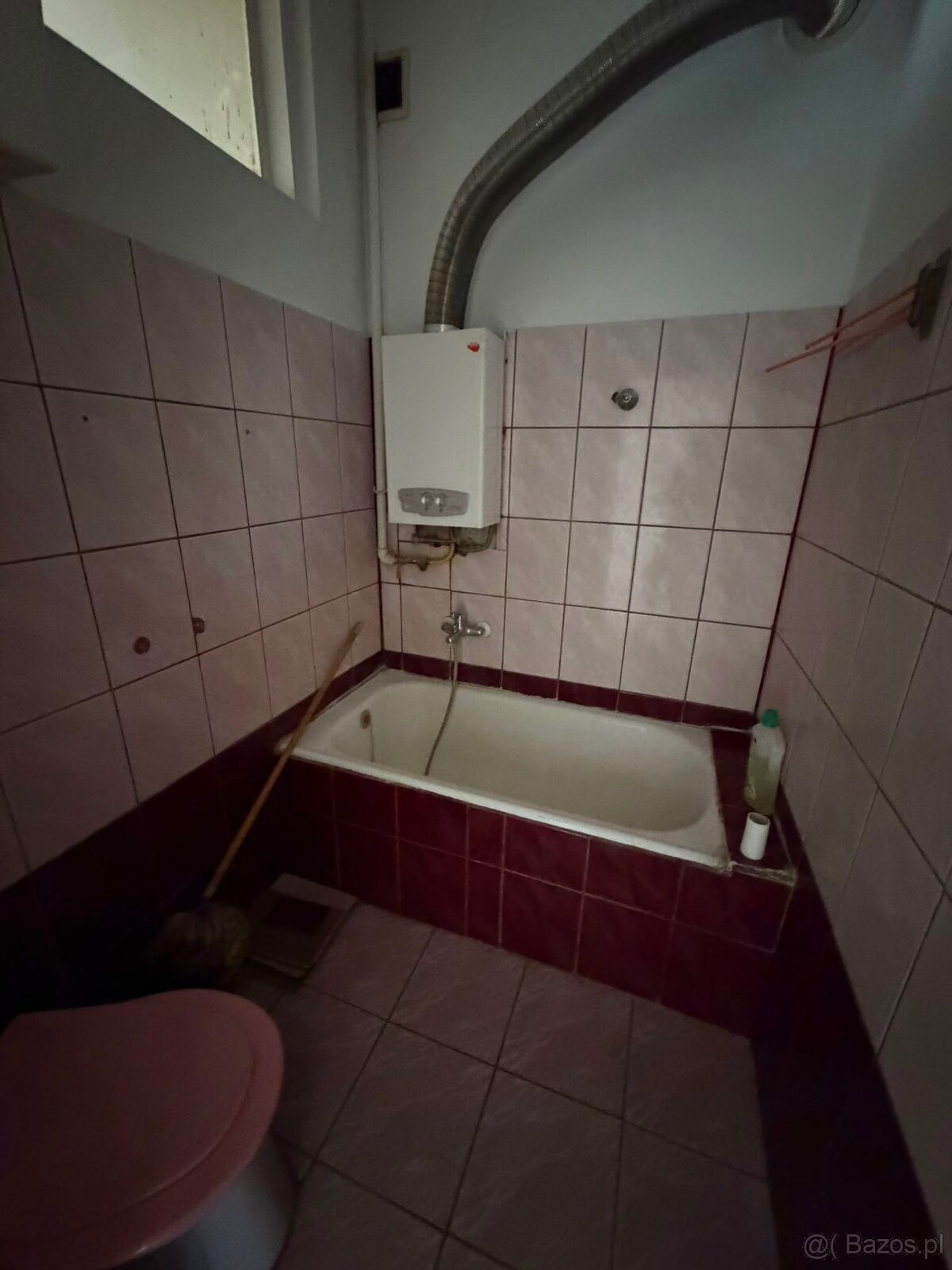 Mieszkanie o pow. 50m2,II piętro,do remontu,ul.Górnośląska - 12