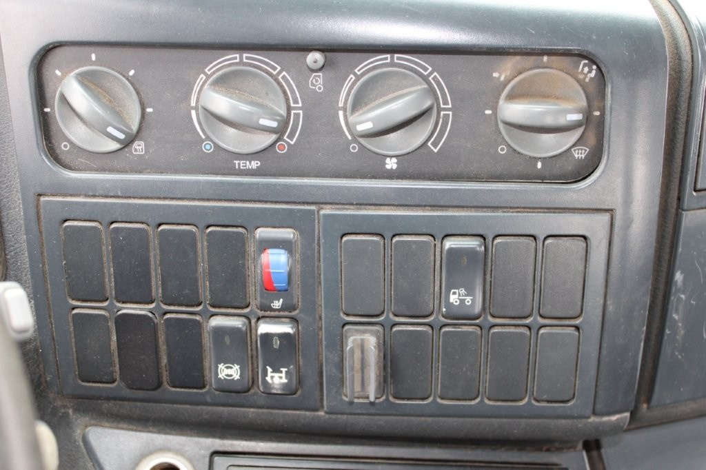 MAN MAN TGA 18.350, CRANE HIAB 102 - 12