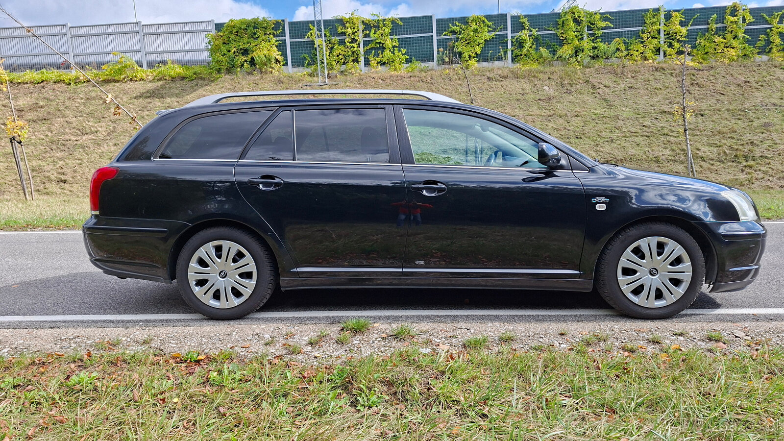 Toyota Avensis II 2.2 D4D 177KM 2005r kombi Xenon Skóry zare - 12