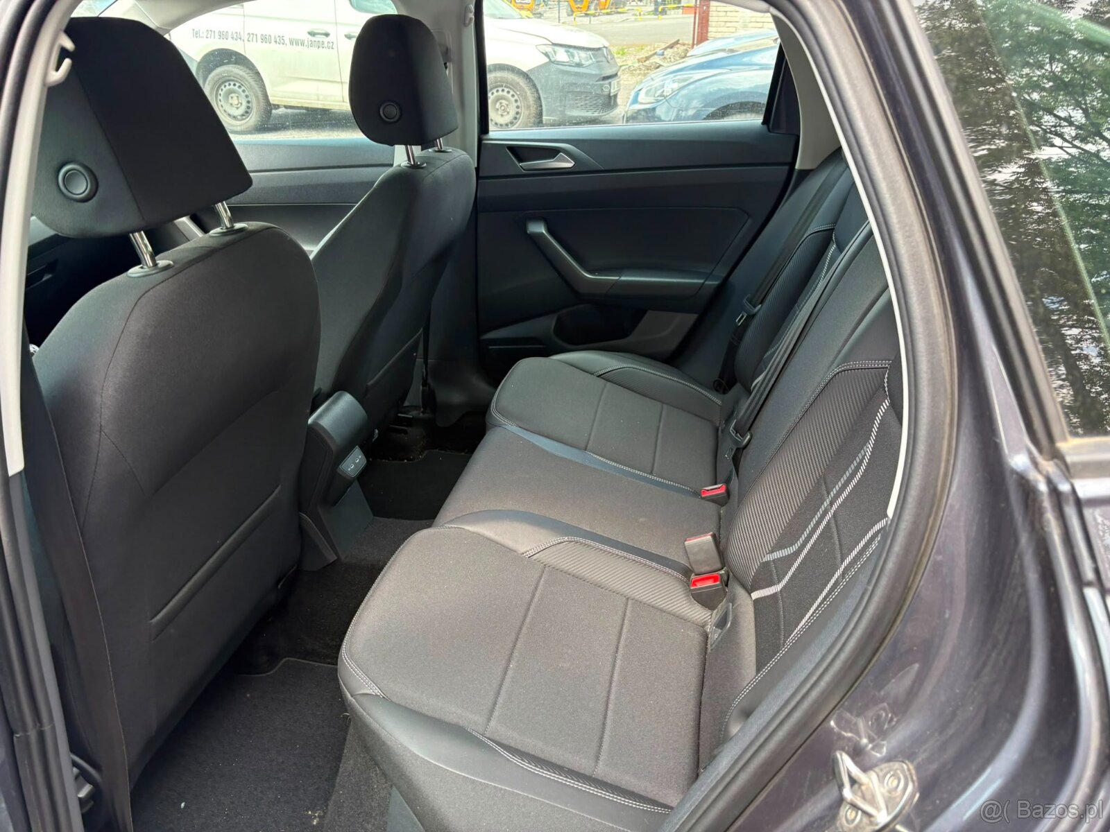 VW Taygo 1.0TSi 81kw, r.2023, klimatyzacja, 1. wlasciciel - 12