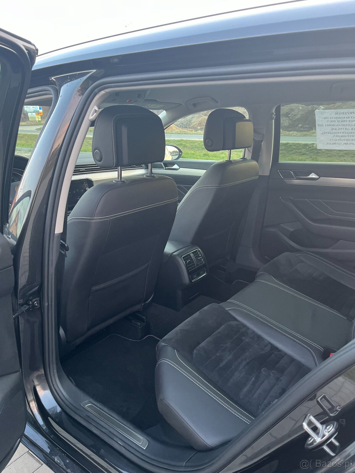 Sprzedam Volkswagen Passat 2.0 TDI SCR DSG7 Elegance Lift Mo - 12