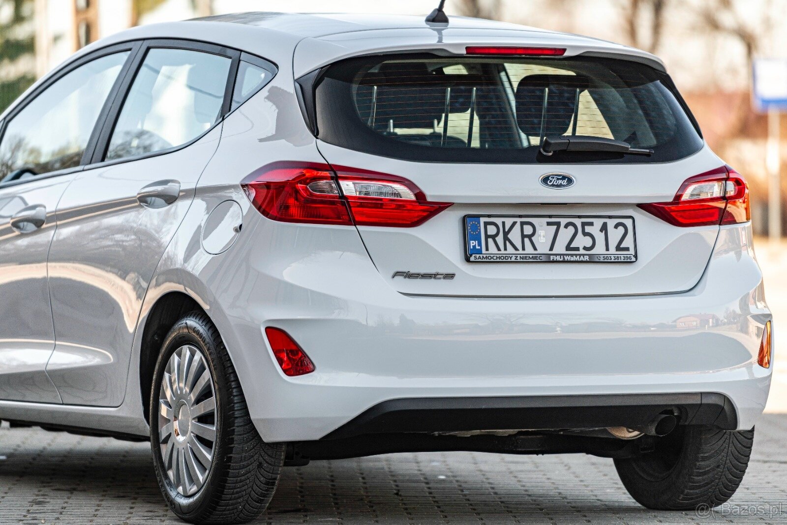 FORD FIESTA - 12