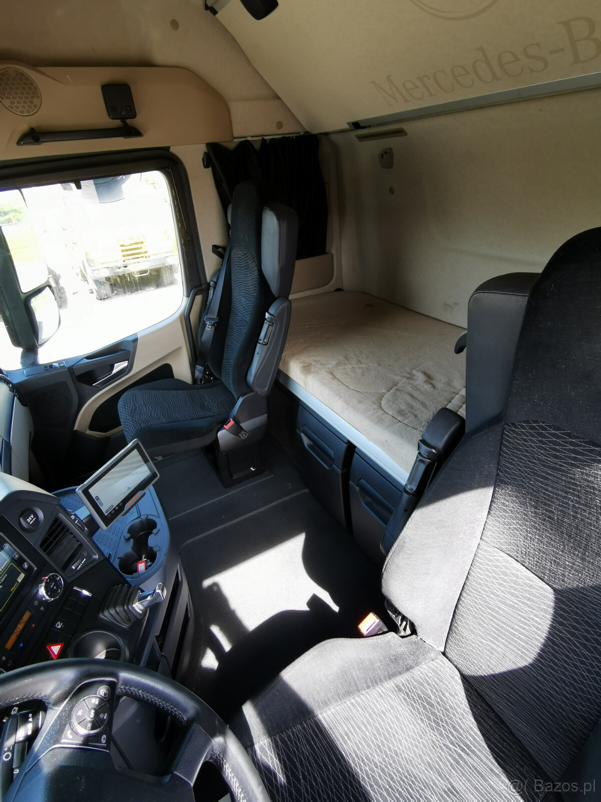 Sprzedam ciągnik siodłowy MERCEDES BENZ ACTROS 1853 EURO 6. - 12