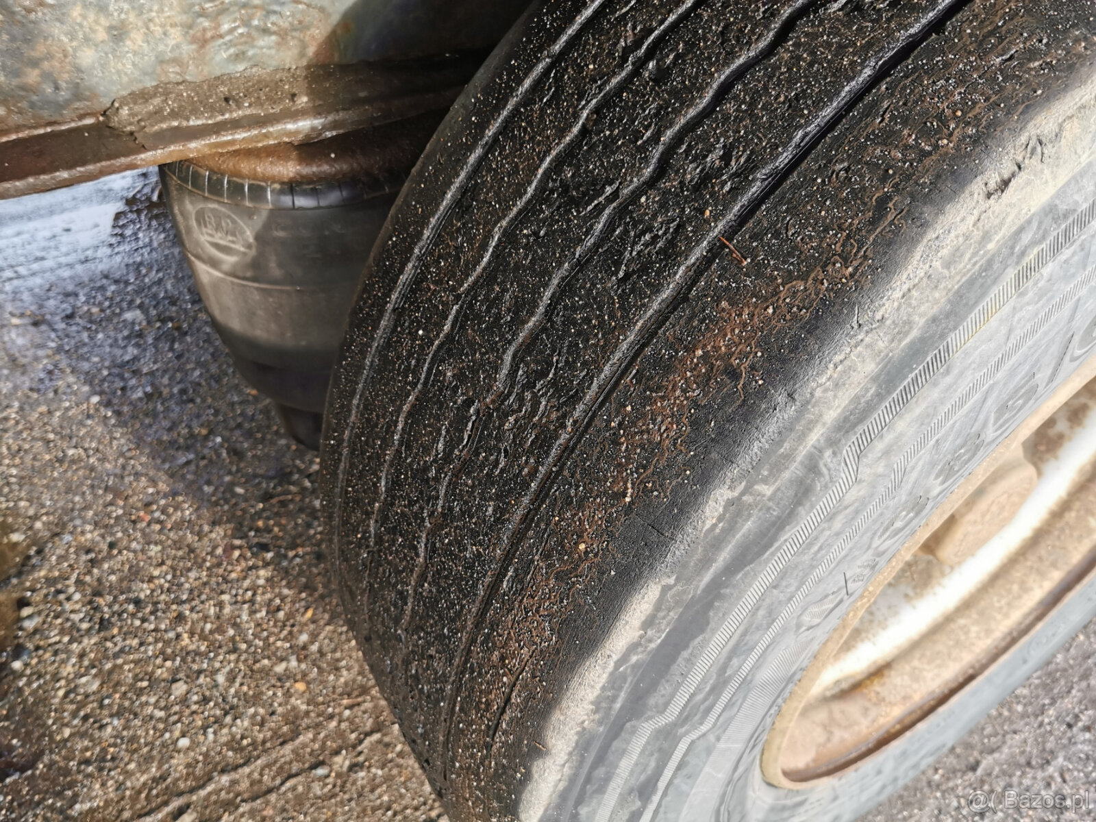 Sprzedam naczepę platformową KRONE SD. - 12