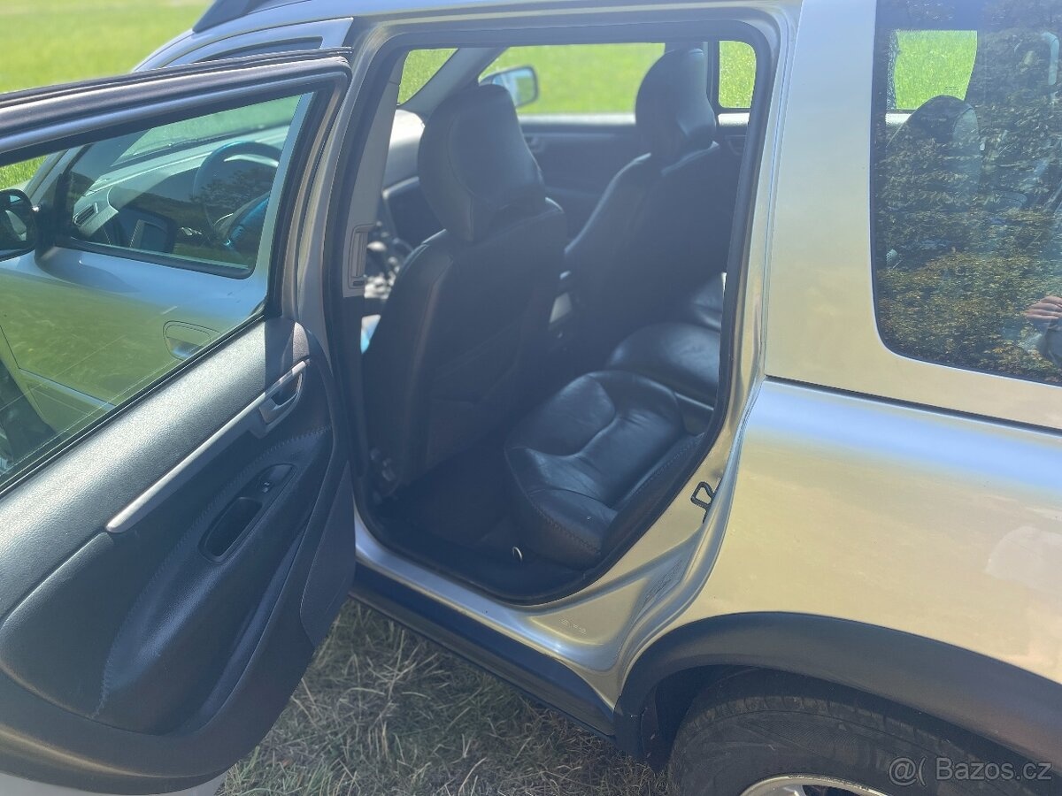 Sprzedam Volvo XC70 - 12