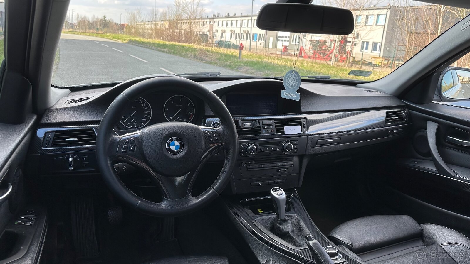 BMW E90 320D 2010r - 12