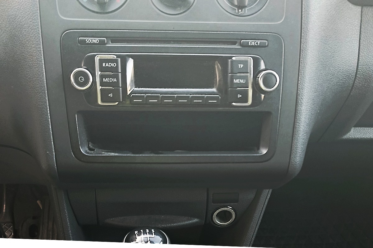 🚗 VW Caddy Maxi 1.6 TDI (2012) – Niezawodny XL do pracy - 12