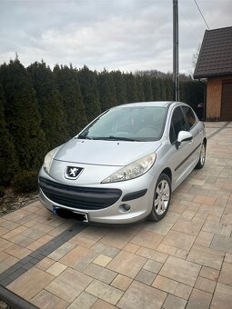 Peugeot 207 - 12