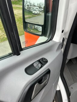 VW Crafter - 2.0 TDI Ambulans / Karetka - 12