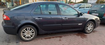 Stan perfekcyjny - Renault Laguna II w wersjii delux 1,9 DCI - 12