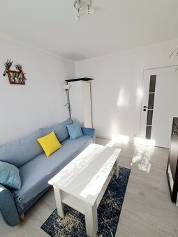 Mieszkanie o pow. 72.53m2, dwa balkony, II p., os.Dobrzec - 12