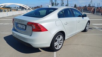 Volvo S60 D3 2.0 D Silver - 12