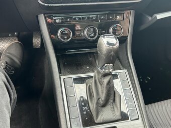 Škoda Superb 2.0 TDI 110 kW DSG - 12