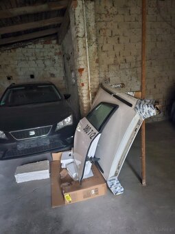 Seat leon 2.0tdi - 12