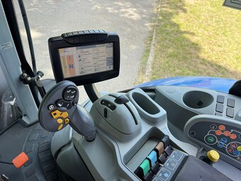 Ciągnik Rolniczy New Holland T7.260 rok 2014 8100mth PowerSh - 12