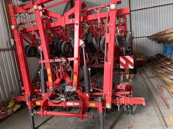 Siewnik do Buraków Kverneland Monopill 6 m,2 rzędowy.Stan id - 12