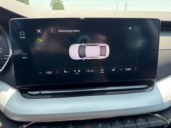 ŠKODA OCTAVIA IV 2.0 TDI 110 kw DSG 1. majitel - 12