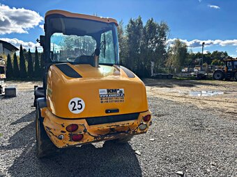 JCB 406 B ŁADOWARKA KOŁOWA 2013R | | 407 409 VOLVO L30 - 12