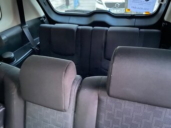 Sprzedam Mazda5 - 12
