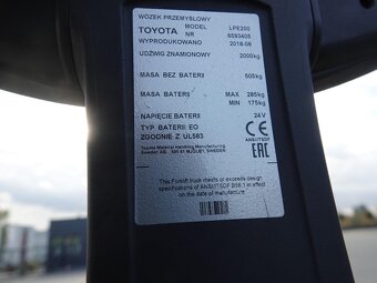 Wózek paletowy elektryczny Toyota LPE200 (BT Levio) - 12