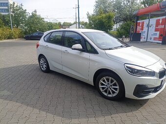 BMW - 12